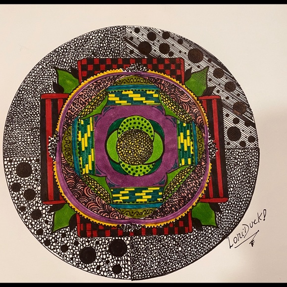 Meet your Posher, Loni - Picture 3 of 4